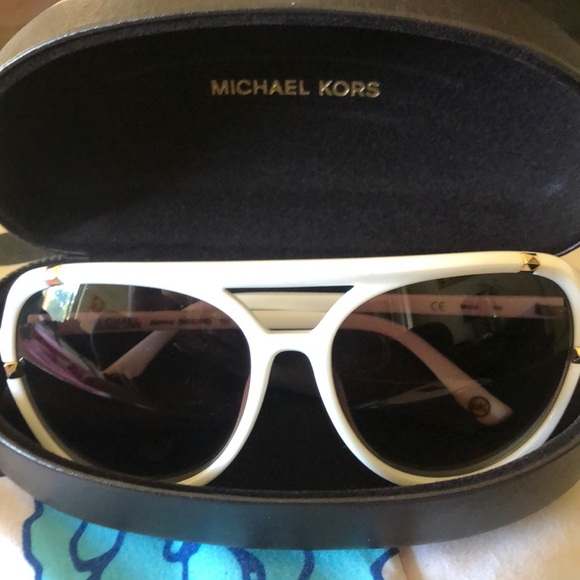 Michael Kors Sunglasses - Picture 1 of 2